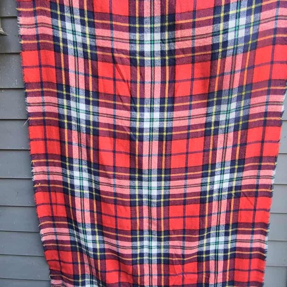 Old Navy Large Acrylic Red Plaid Wrap Scarf - Picture 4 of 4